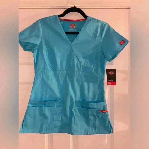 Dickies Women’s XS Scrub Top - Picture 1 of 5